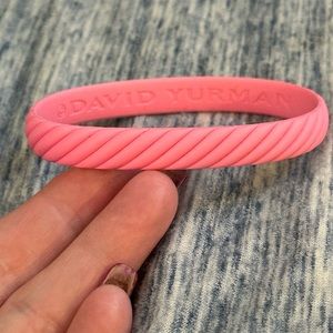 David Yruman pink rubber breast cancer awareness bracelet. NWOT. Size Large